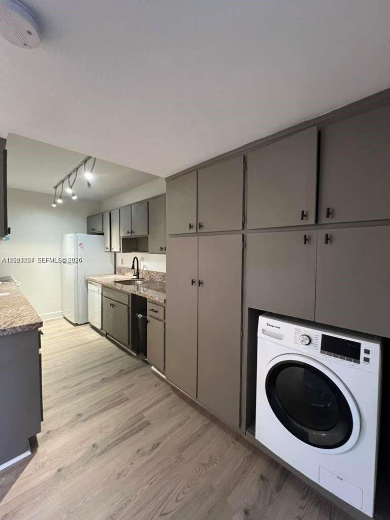 SOUTHDALE CONDO - Residential