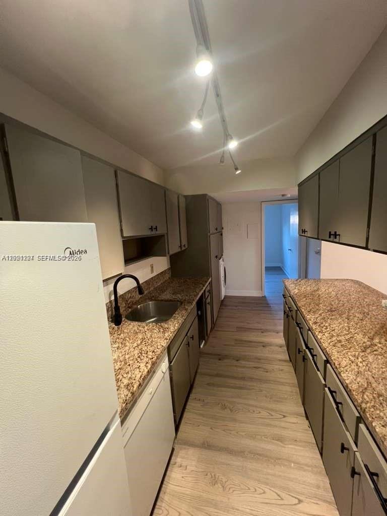 SOUTHDALE CONDO - Residential