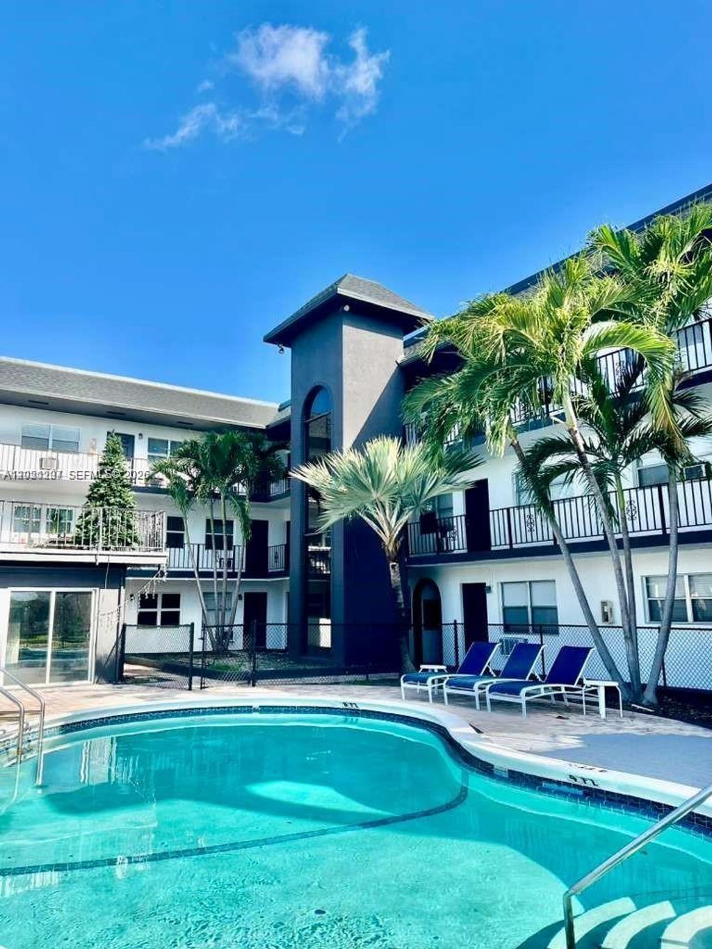 Photo of 1100 NE 9th Ave #305, Fort Lauderdale, FL 33304 (MLS # A12021207)
