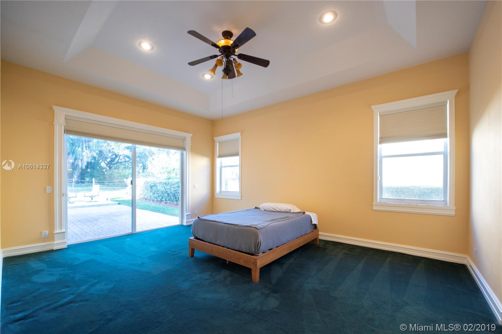 Ridge on Nob Hill - Residential