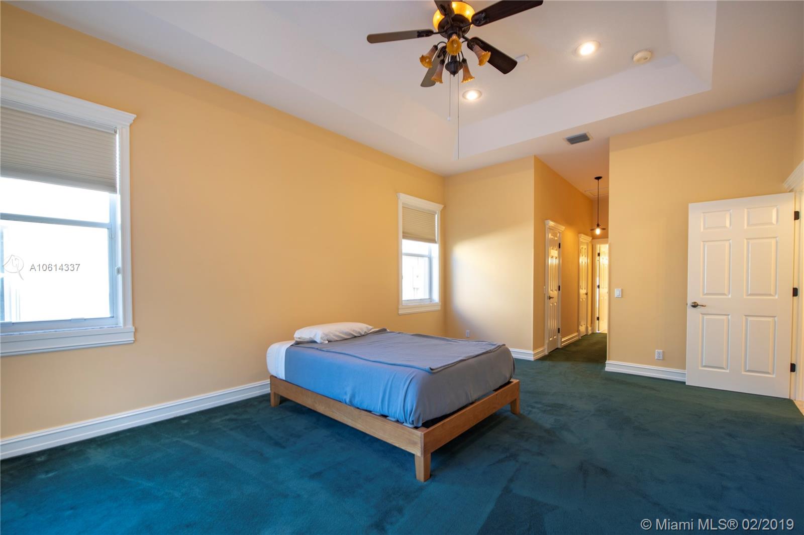 Ridge on Nob Hill - Residential