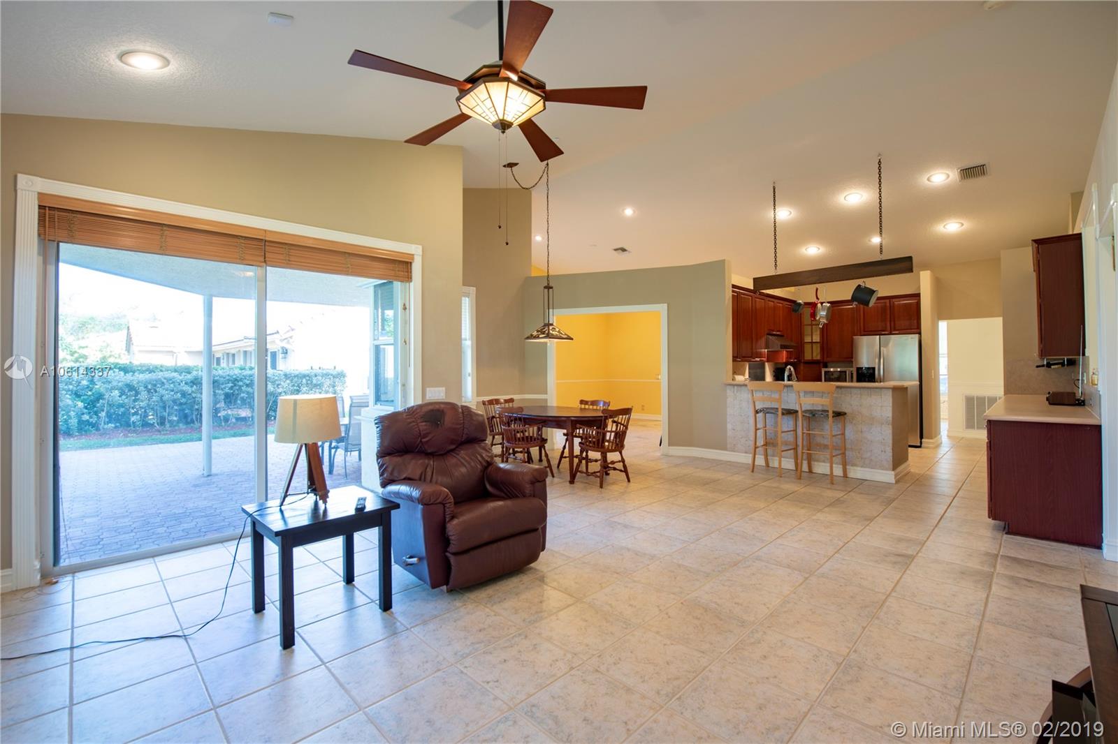 Ridge on Nob Hill - Residential