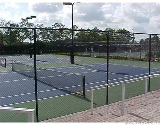Ridge on Nob Hill - Residential
