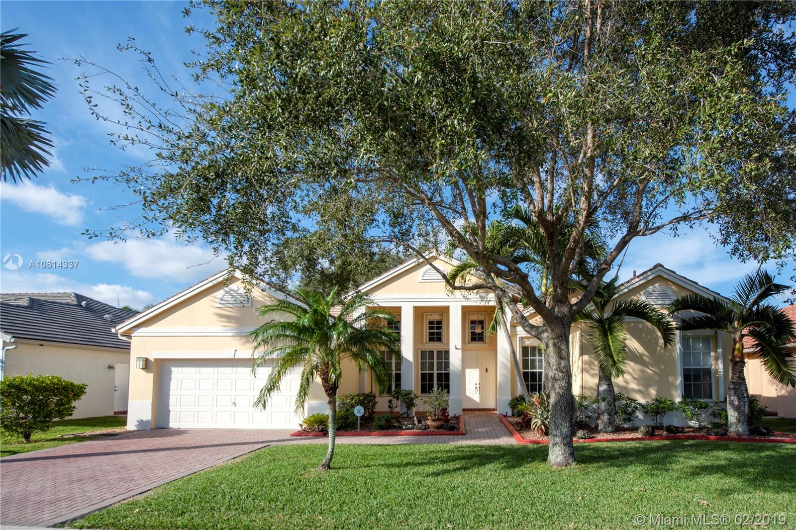Ridge on Nob Hill - Residential