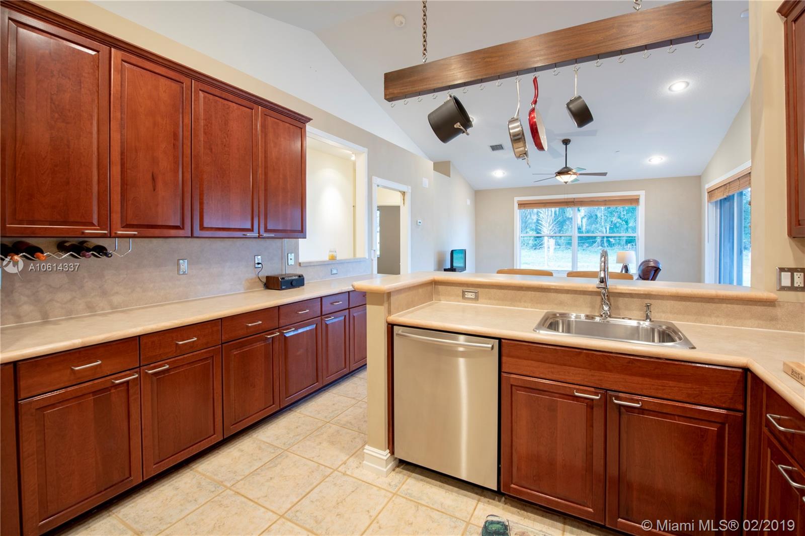 Ridge on Nob Hill - Residential