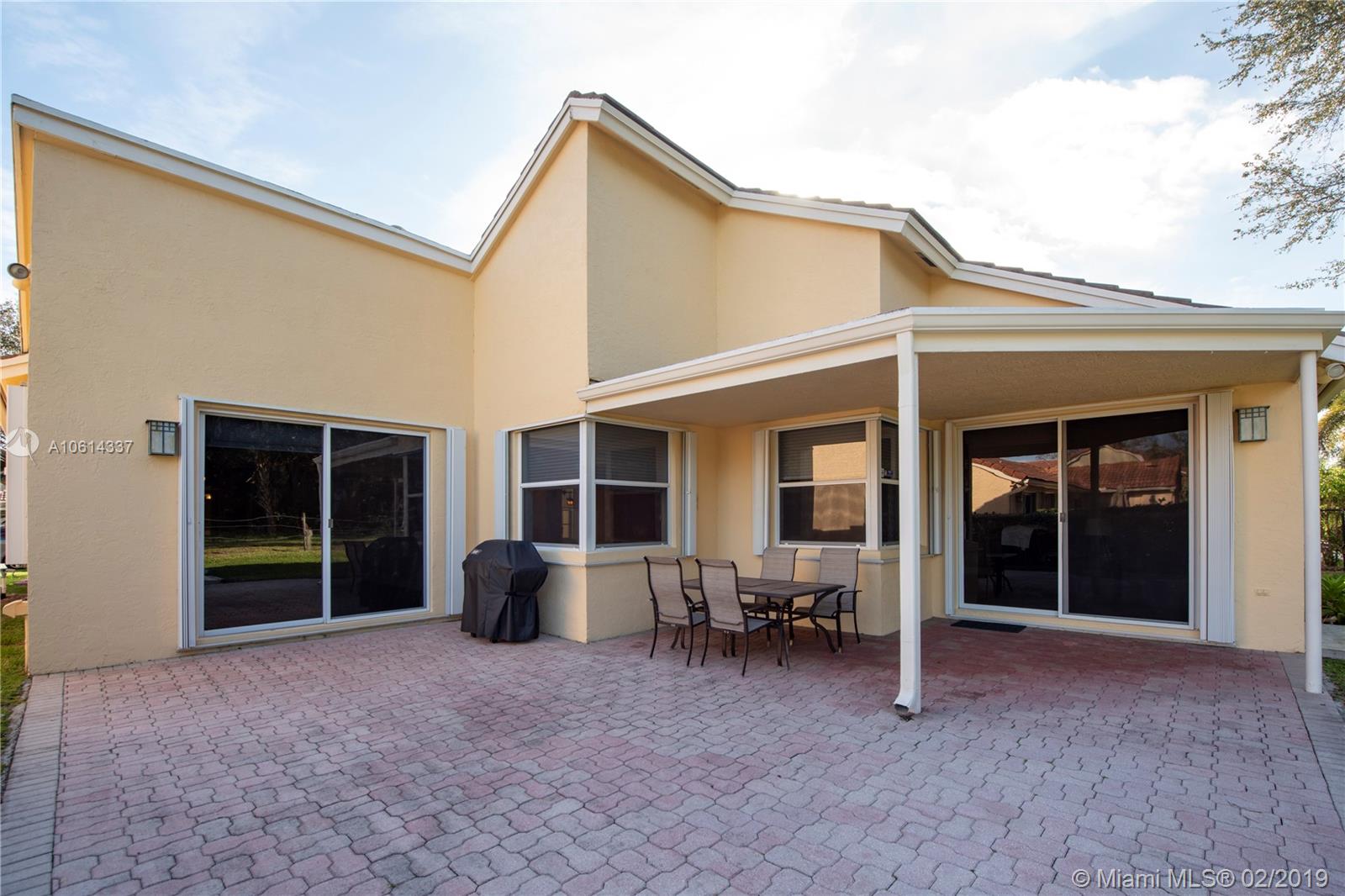 Ridge on Nob Hill - Residential