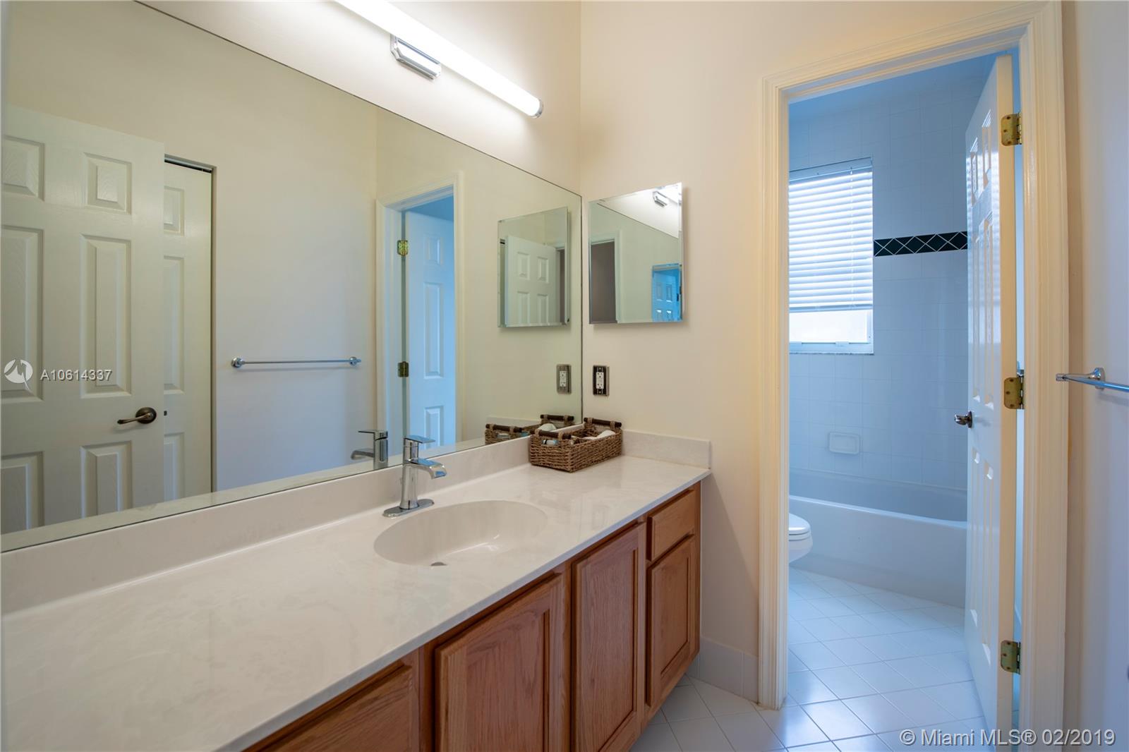 Ridge on Nob Hill - Residential