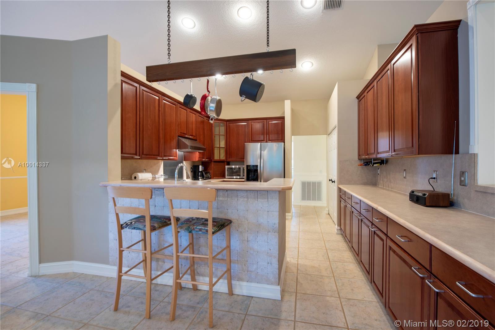 Ridge on Nob Hill - Residential