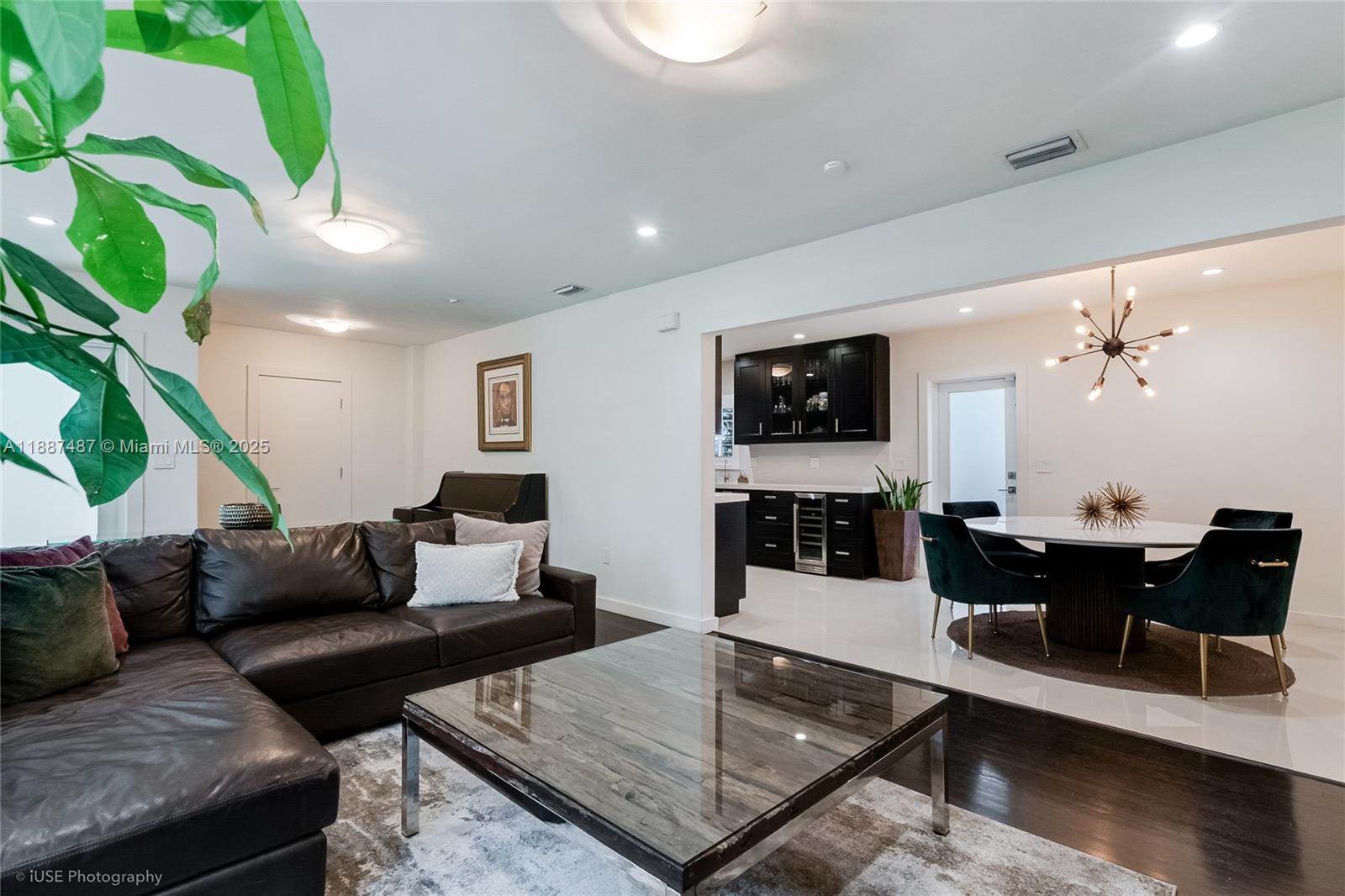 CORAL GABLES RIVIERA SEC - Residential