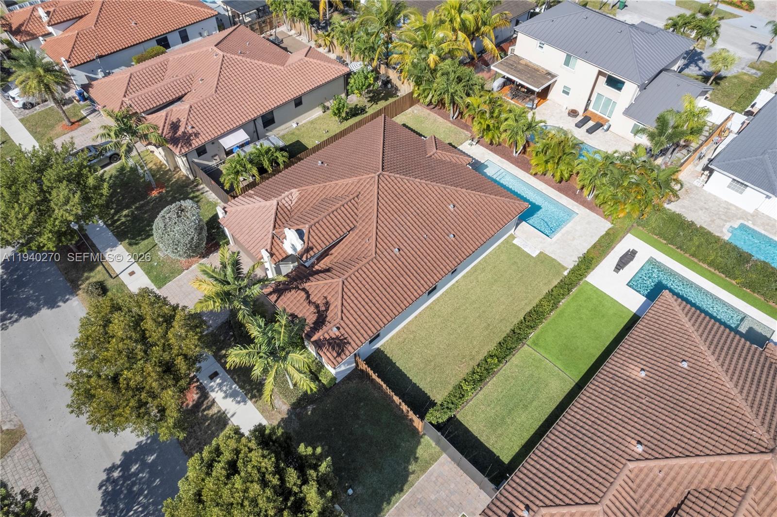 VENETIAN PARC WEST - Residential