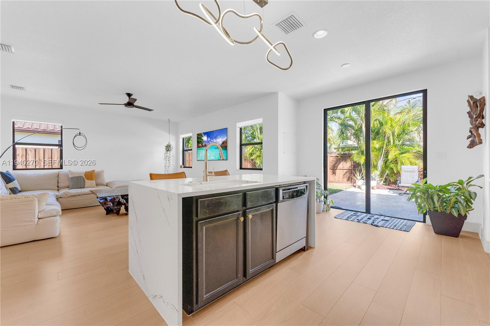 VENETIAN PARC WEST - Residential