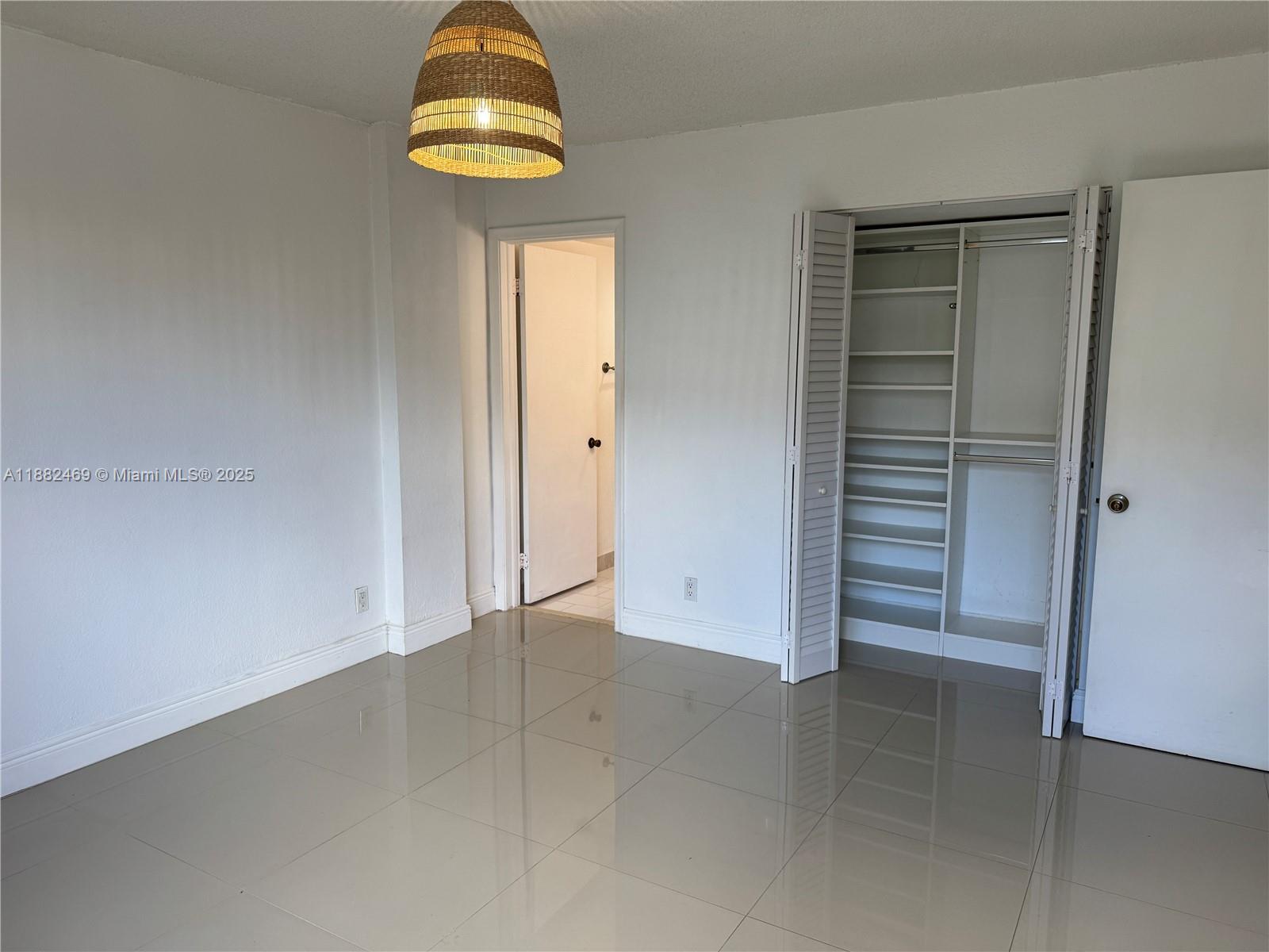 DADELAND PLACE CONDO - Residential Lease