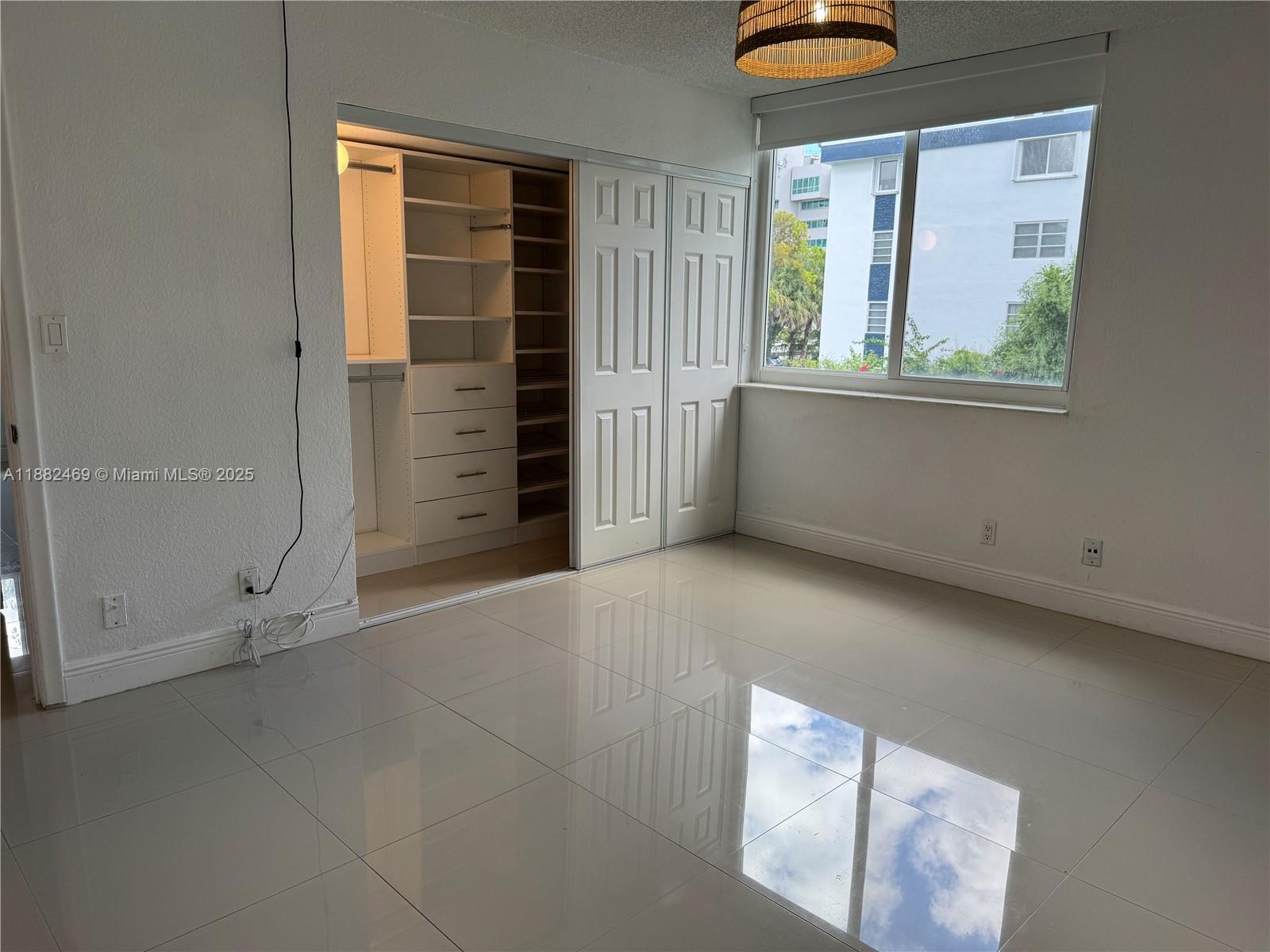 DADELAND PLACE CONDO - Residential Lease