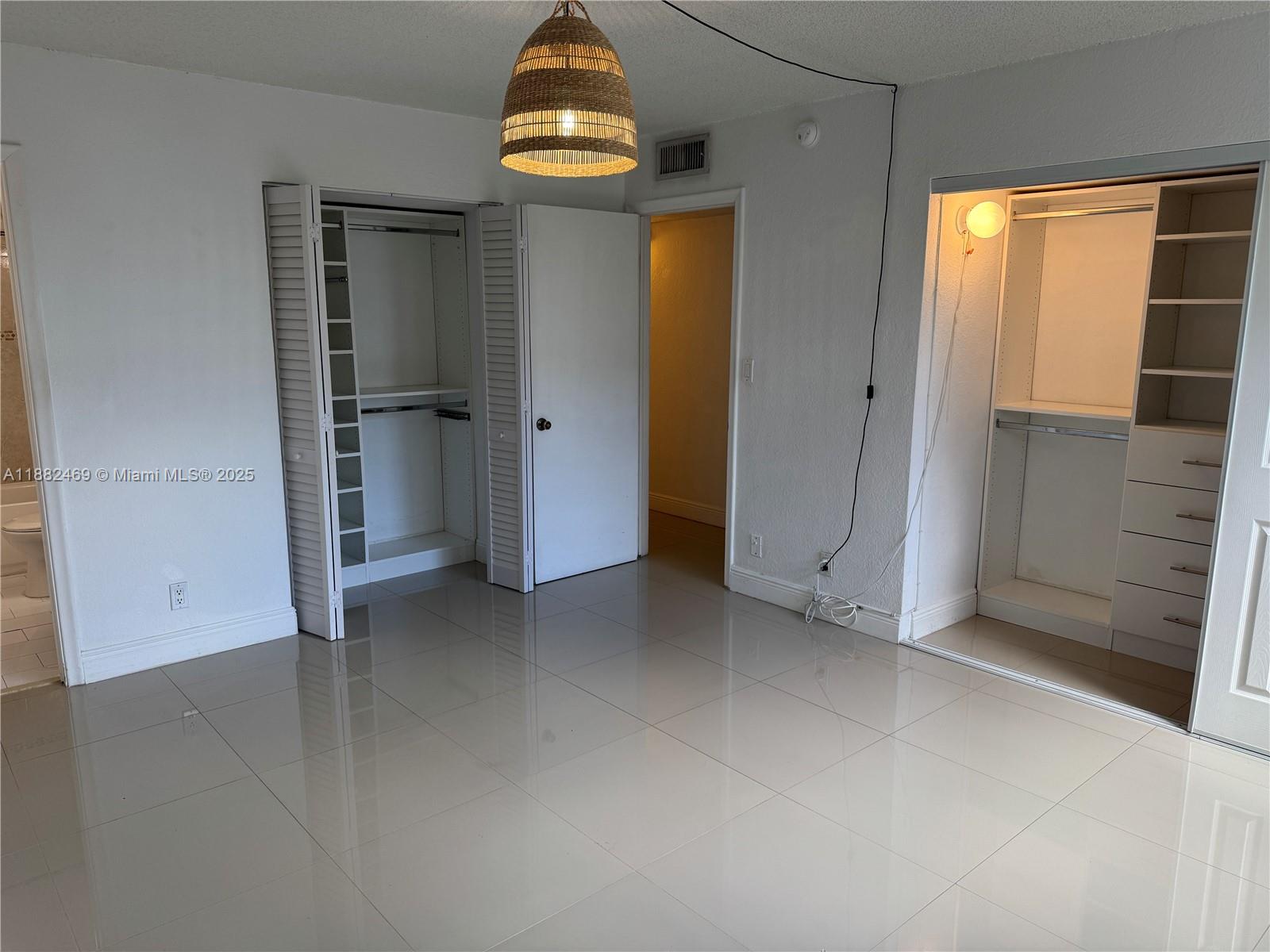 DADELAND PLACE CONDO - Residential Lease