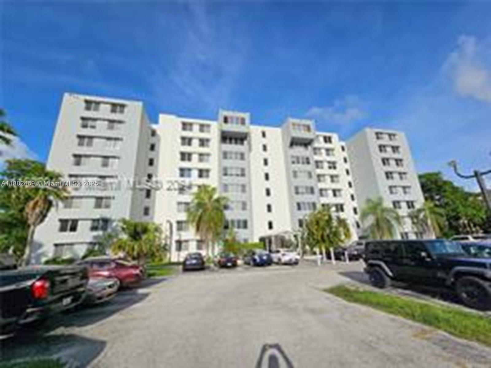 DADELAND PLACE CONDO - Residential Lease