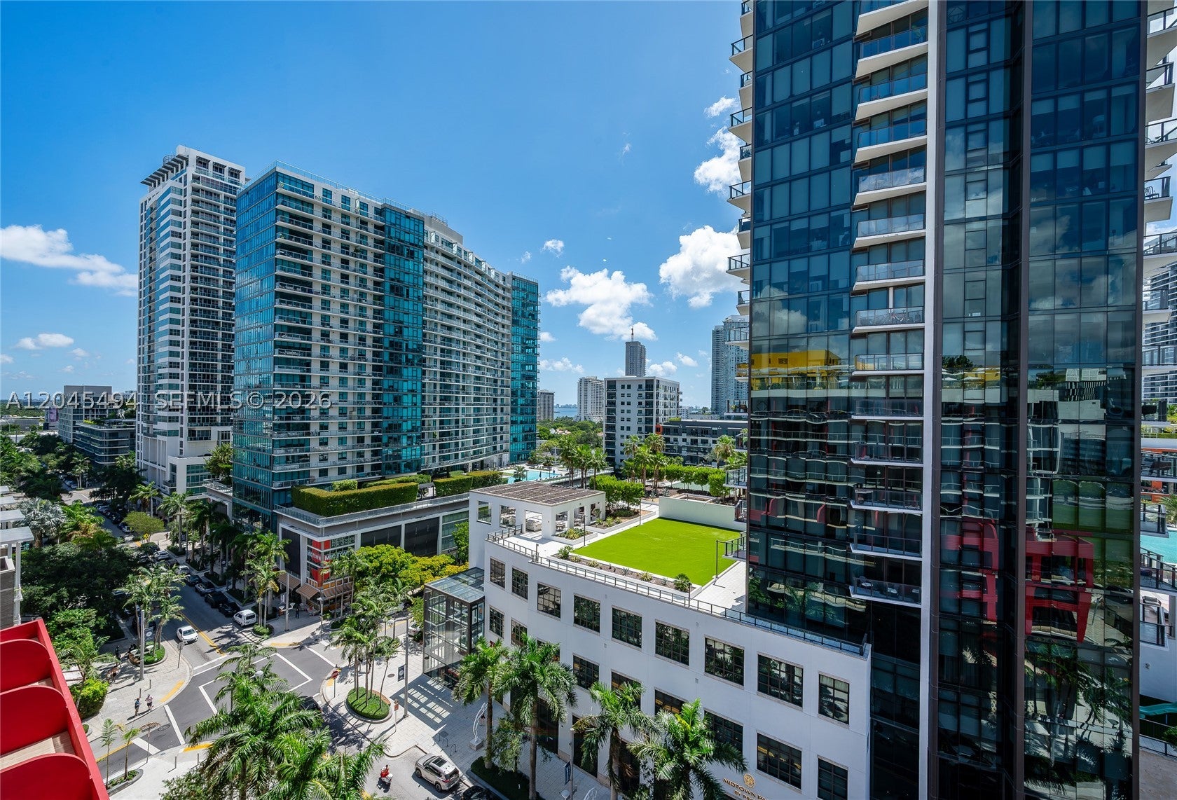 90 NE 32 Street PH1106
