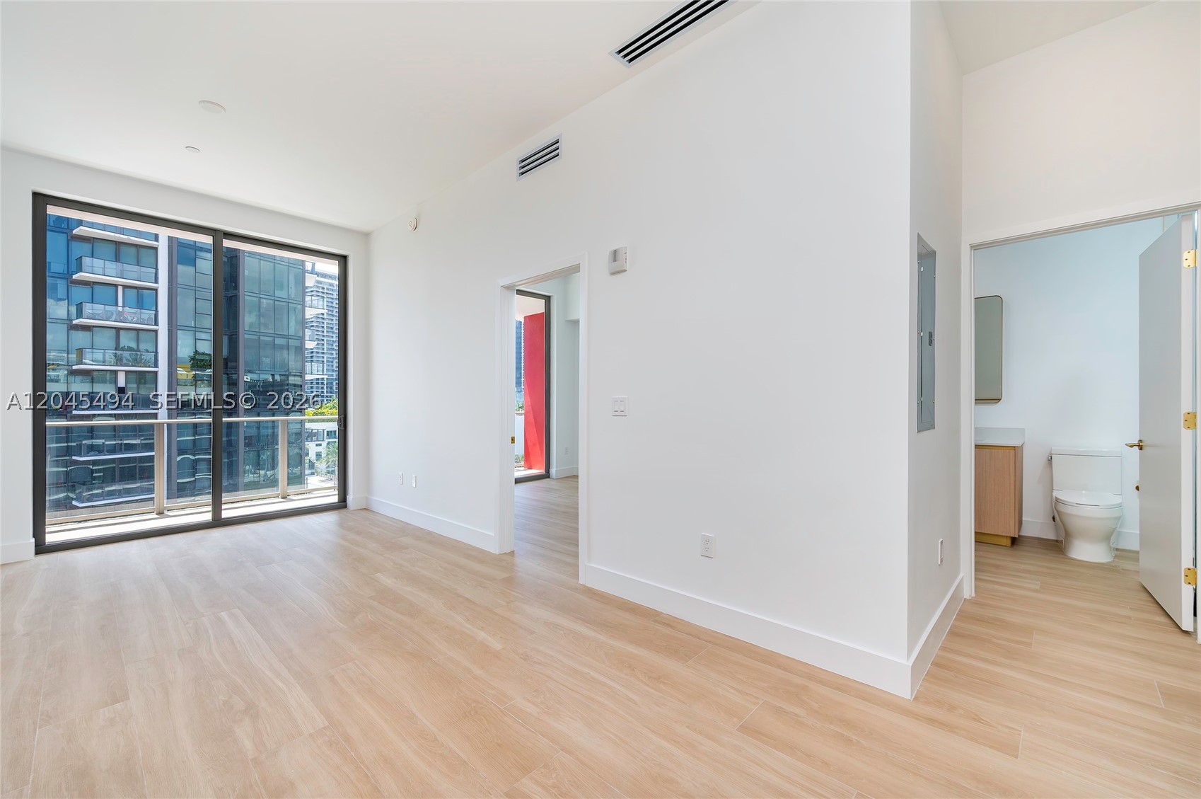 90 NE 32 Street 1106