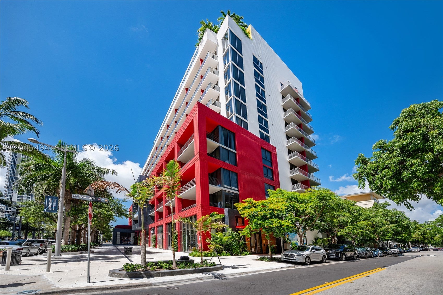 90 NE 32 Street PH1106