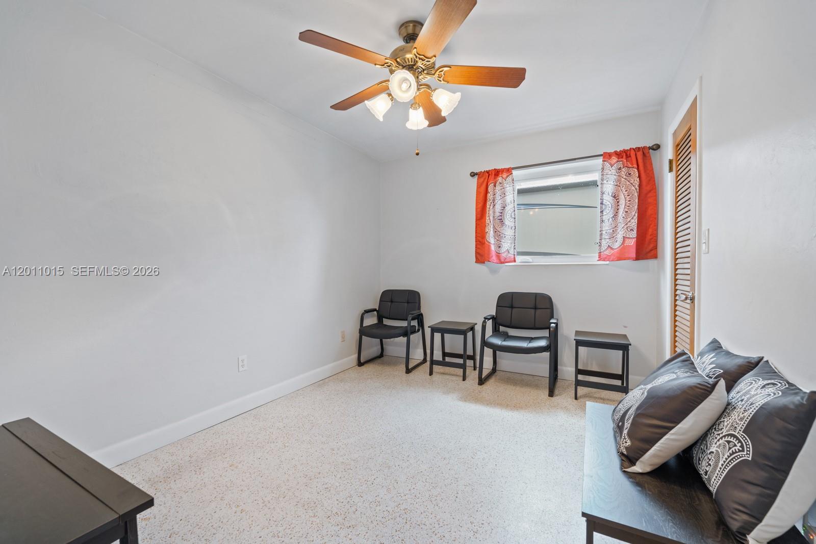 DOWNER PALMS DIV 2 - Residential
