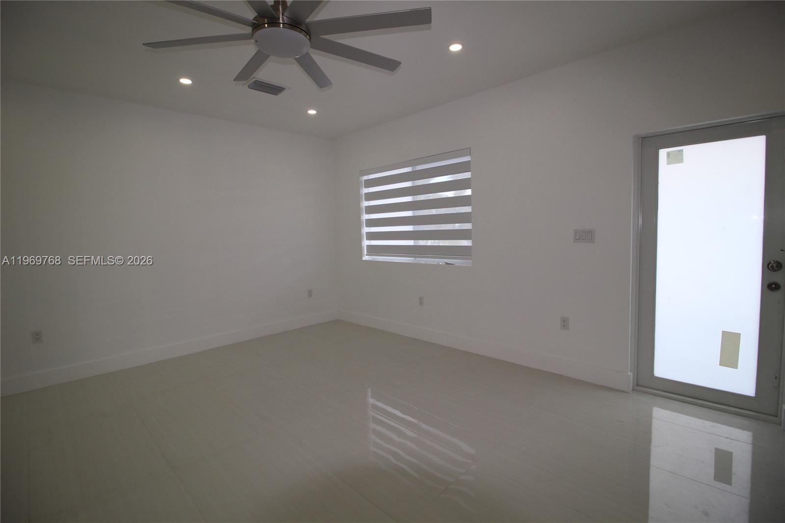 WESTWOOD LAKE 5TH ADDN - Residential Lease