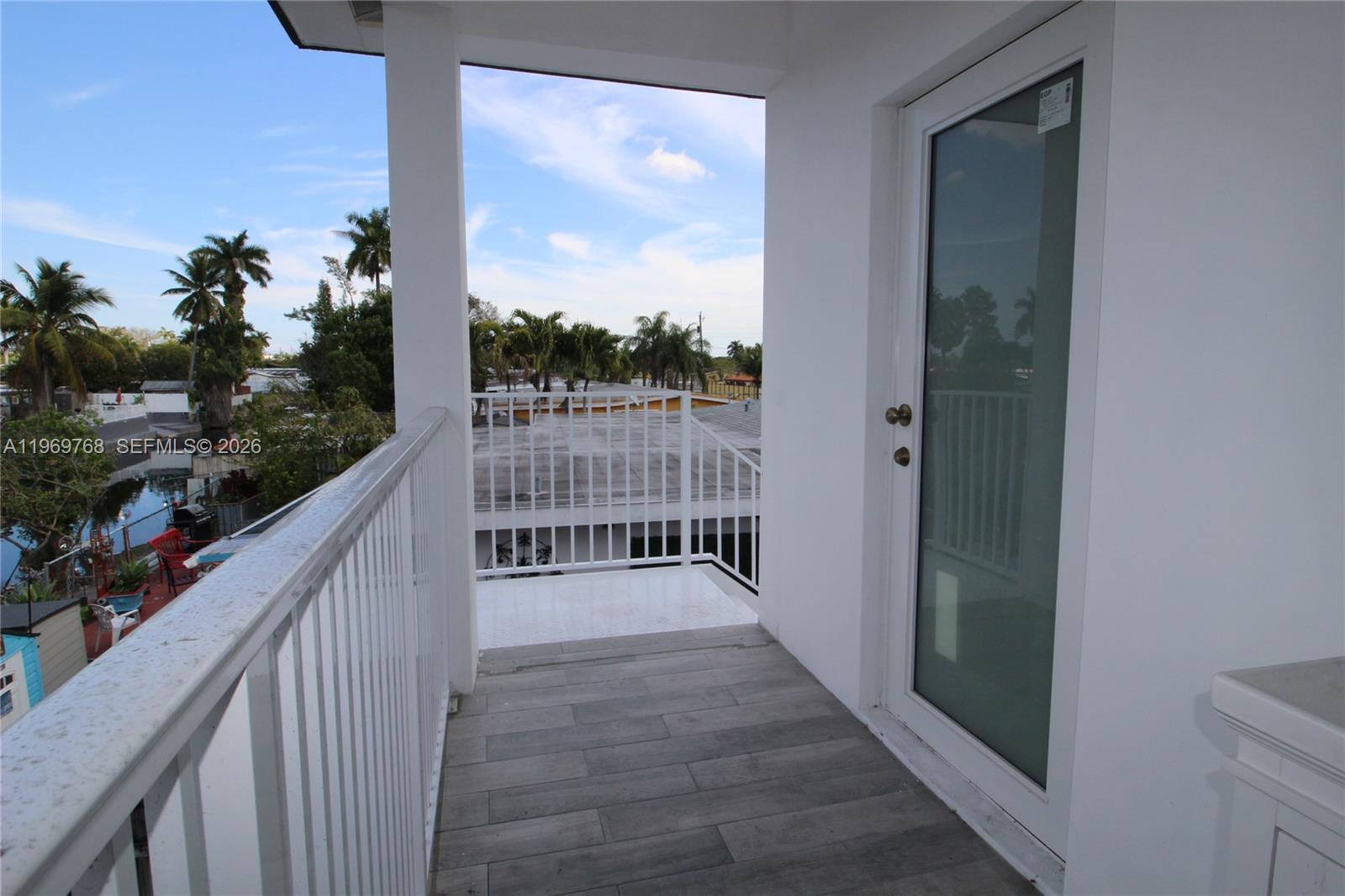 WESTWOOD LAKE 5TH ADDN - Residential Lease