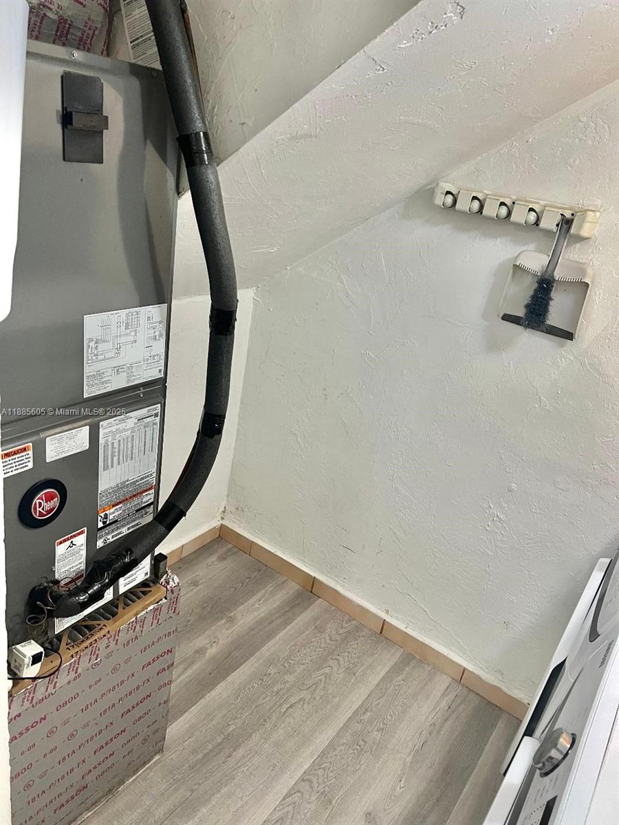 WESTLAND PLAZA GARDENS CO - Residential