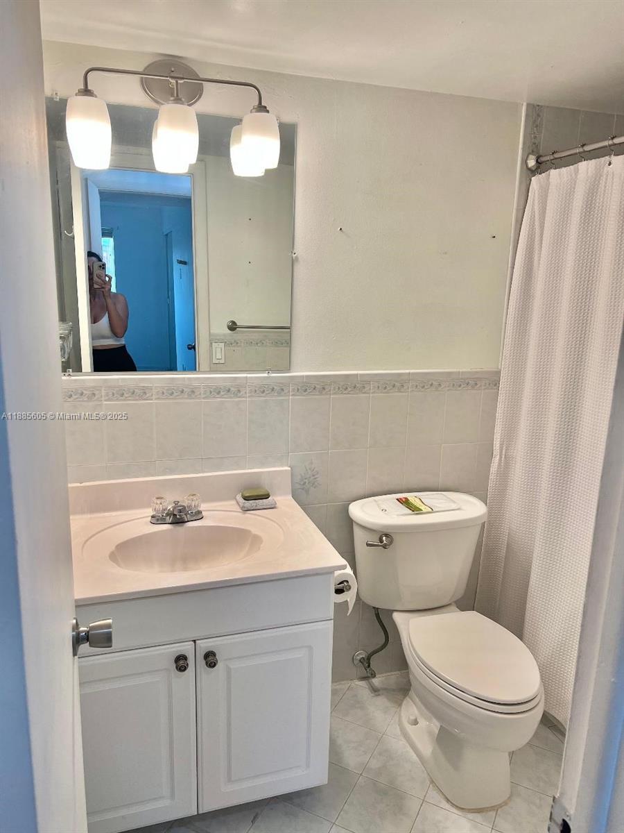 WESTLAND PLAZA GARDENS CO - Residential