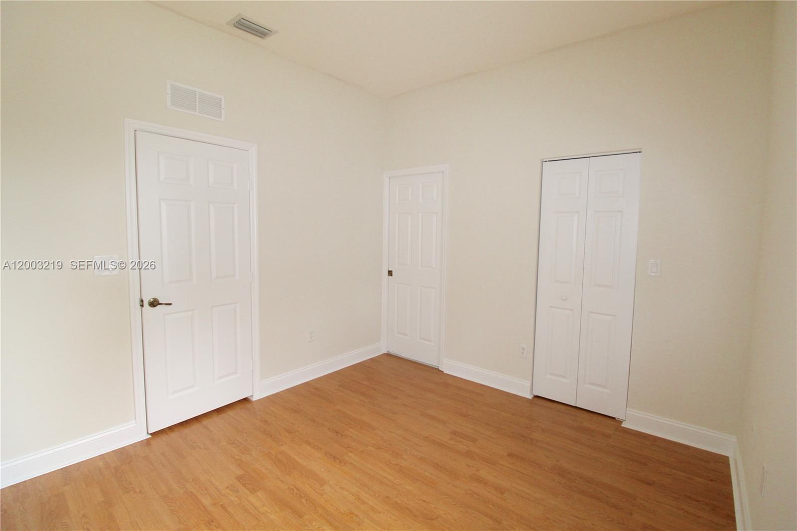 LAS TERRAZAS AT VIZCAYA - Residential