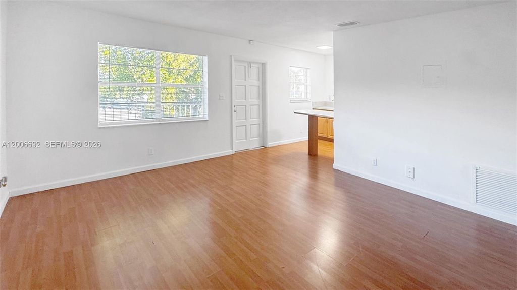 Photo of 1522 NE 34th Ct #12, Oakland Park, FL 33334 (MLS # A12006692)