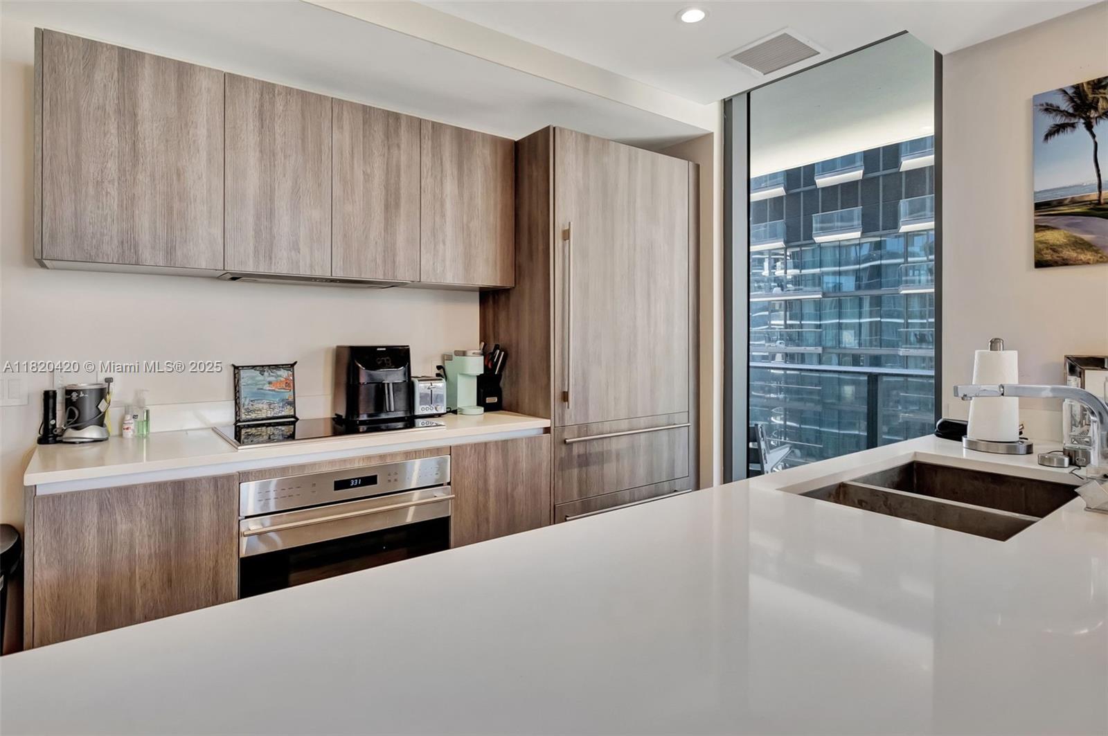 801 SMA RESIDENCES CONDO - Residential Lease