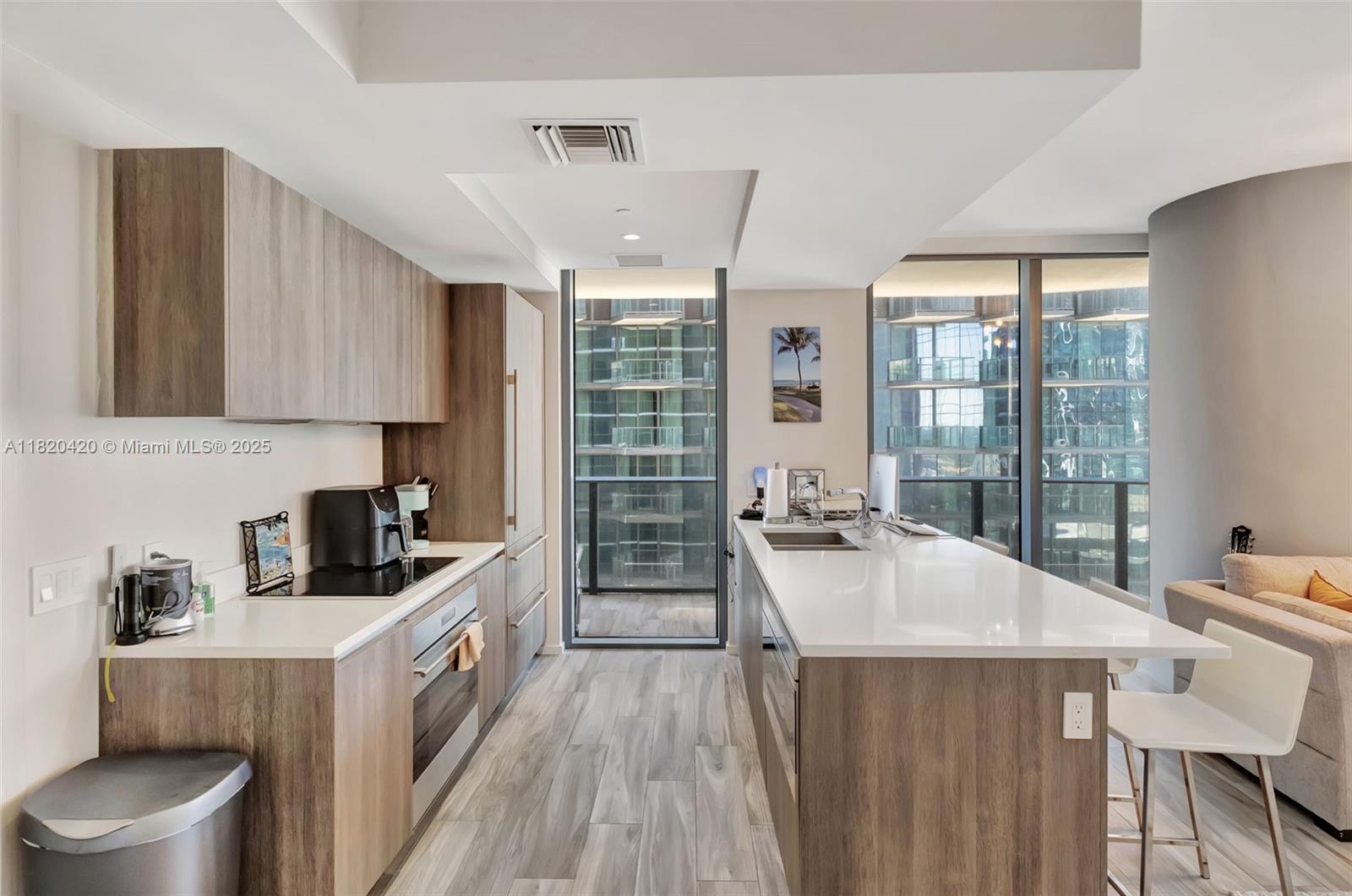801 SMA RESIDENCES CONDO - Residential Lease