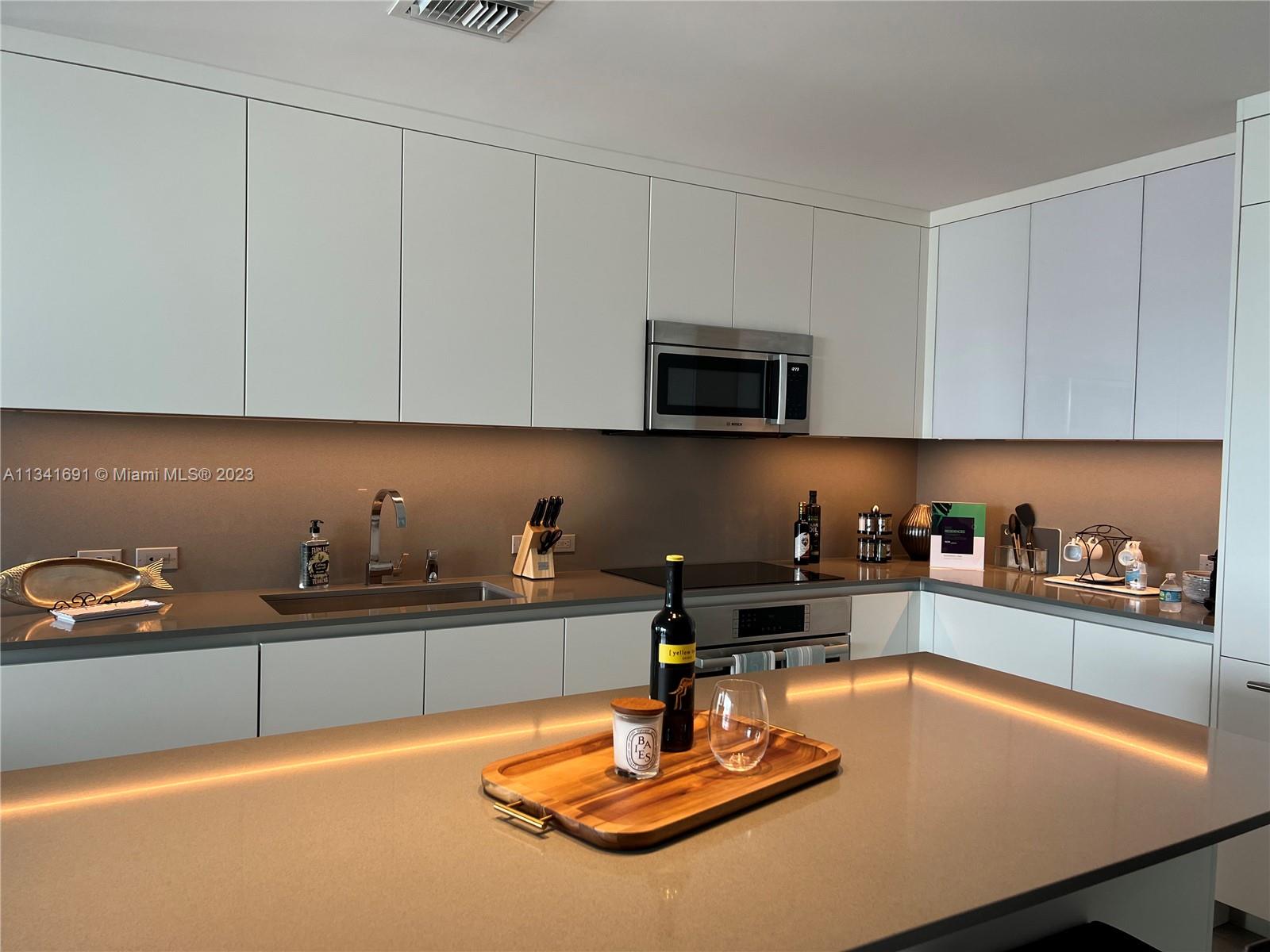 RISE CONDO - Residential Lease