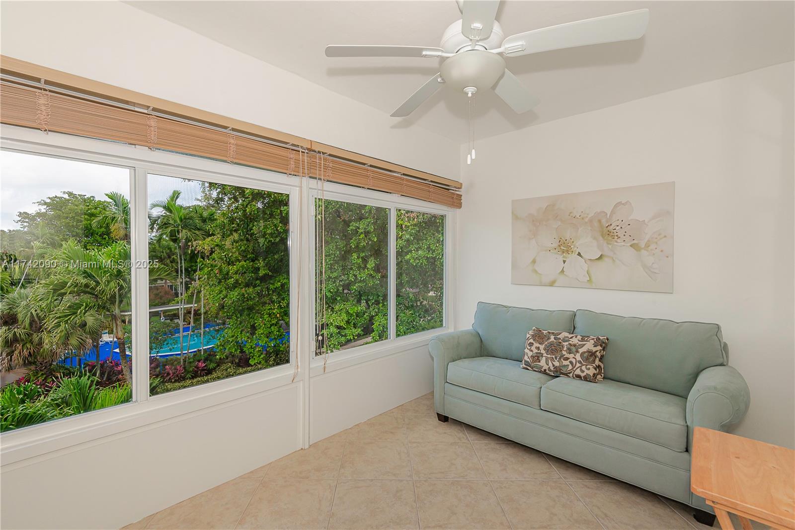 MELALEUCA GARDENS CONDO - Residential