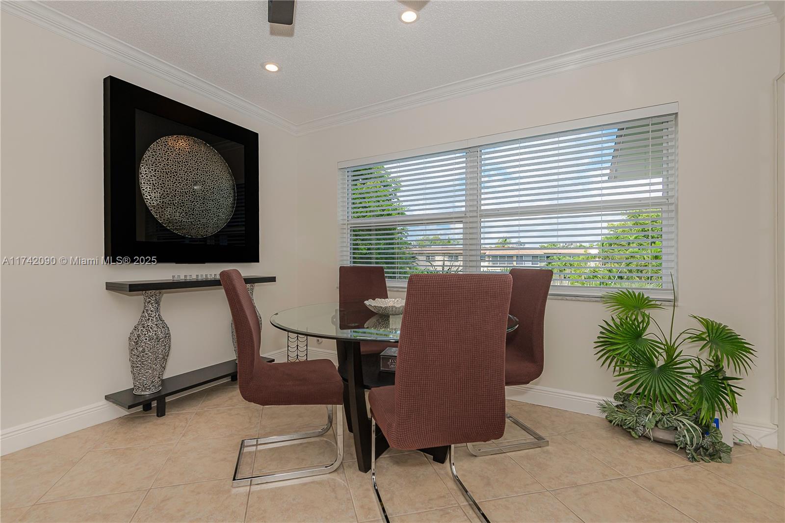 MELALEUCA GARDENS CONDO - Residential