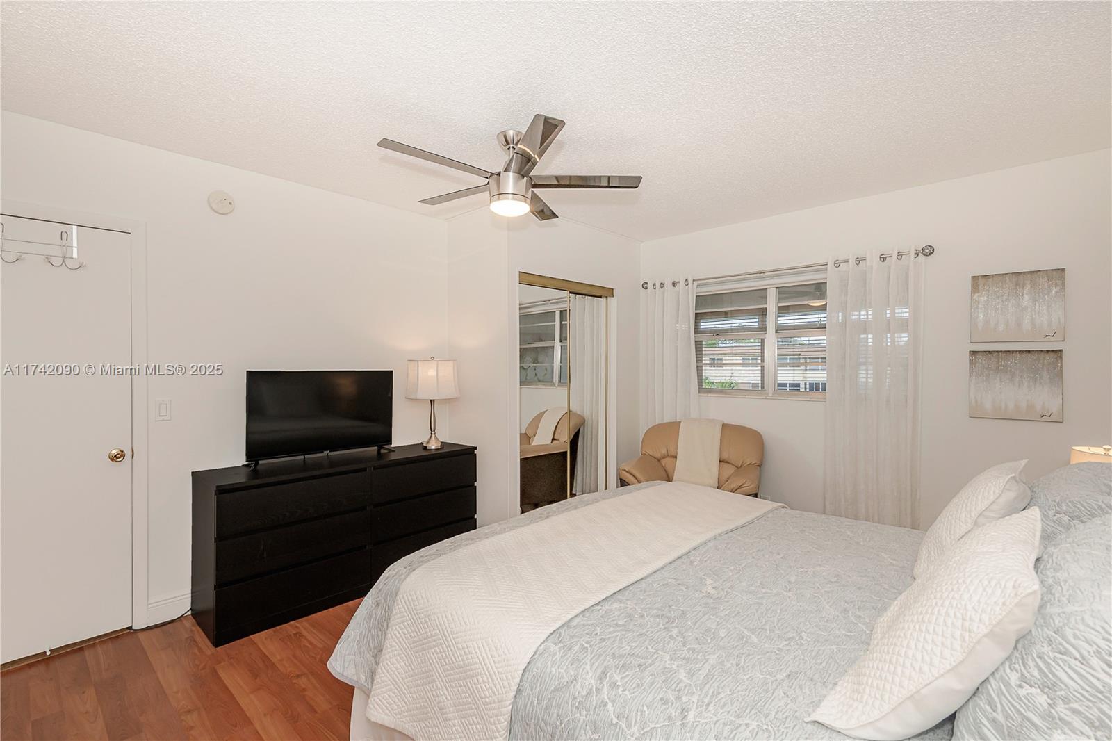 MELALEUCA GARDENS CONDO - Residential