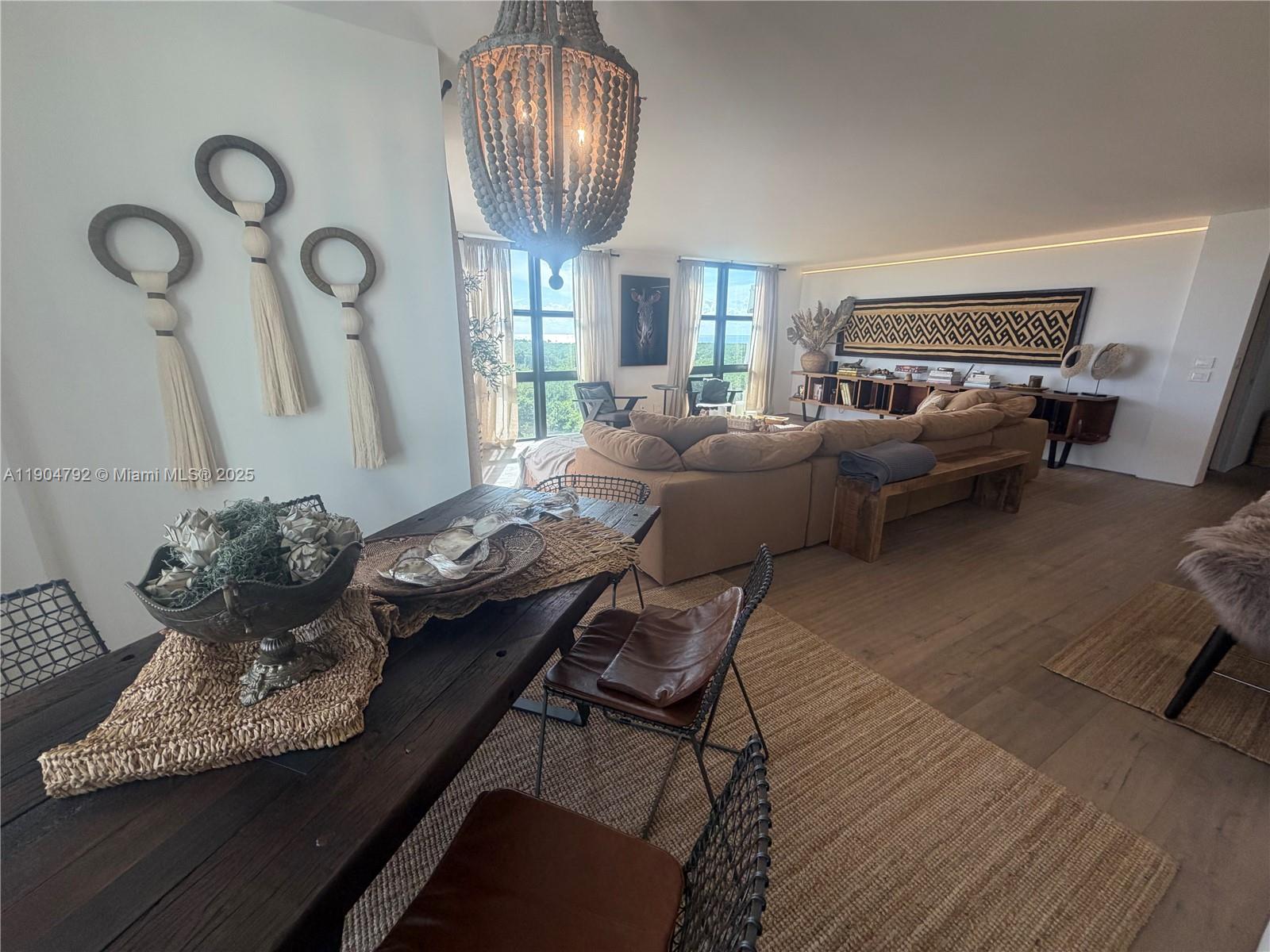 TOWERS OF KEY BISCAYNE CO - Residential Lease