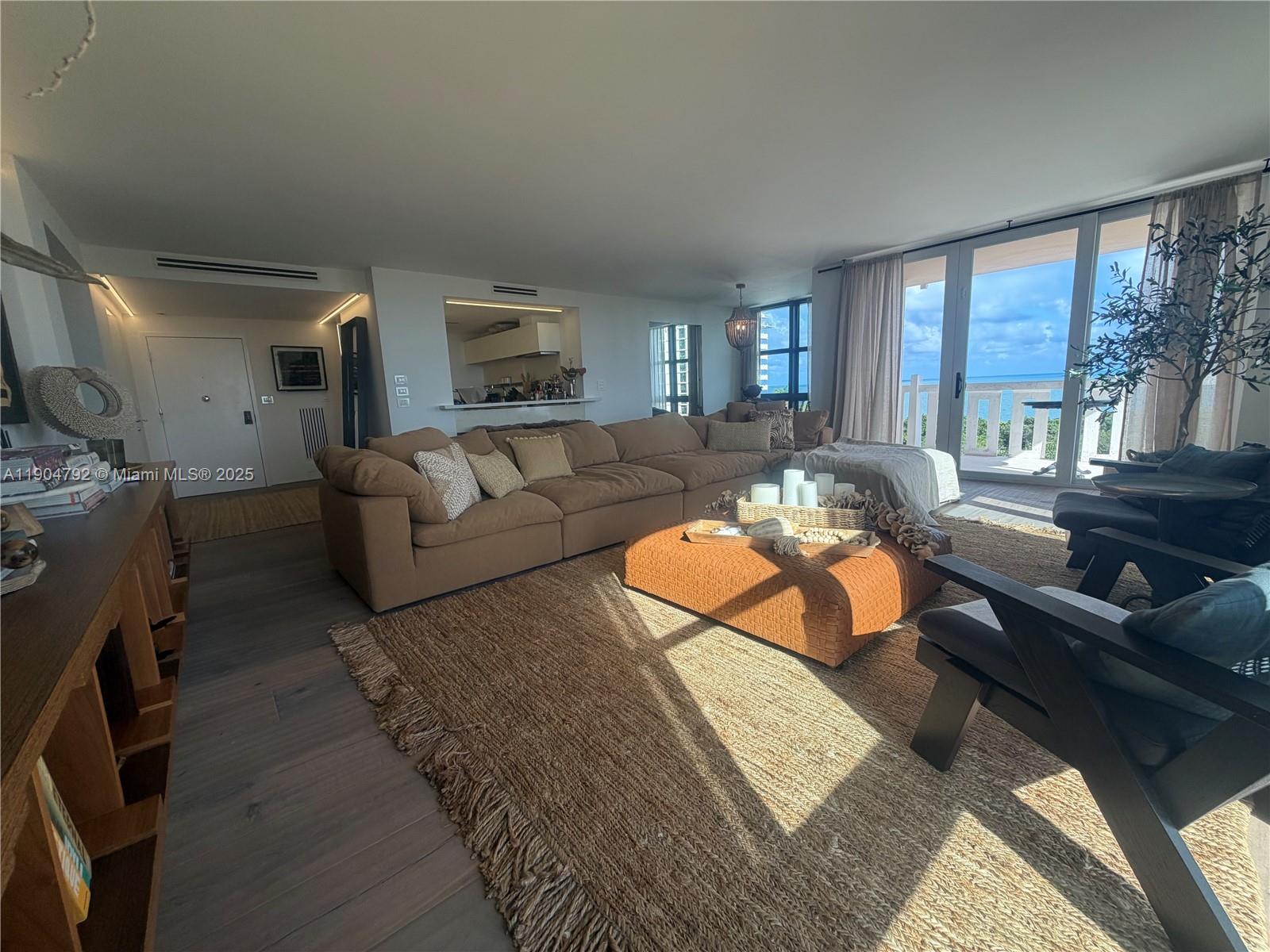 TOWERS OF KEY BISCAYNE CO - Residential Lease