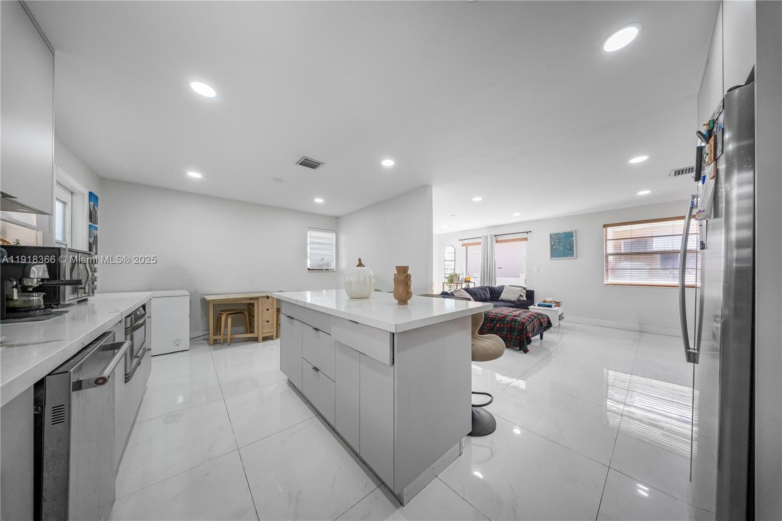 HIALEAH 2ND STUDIO ADDN - Residential