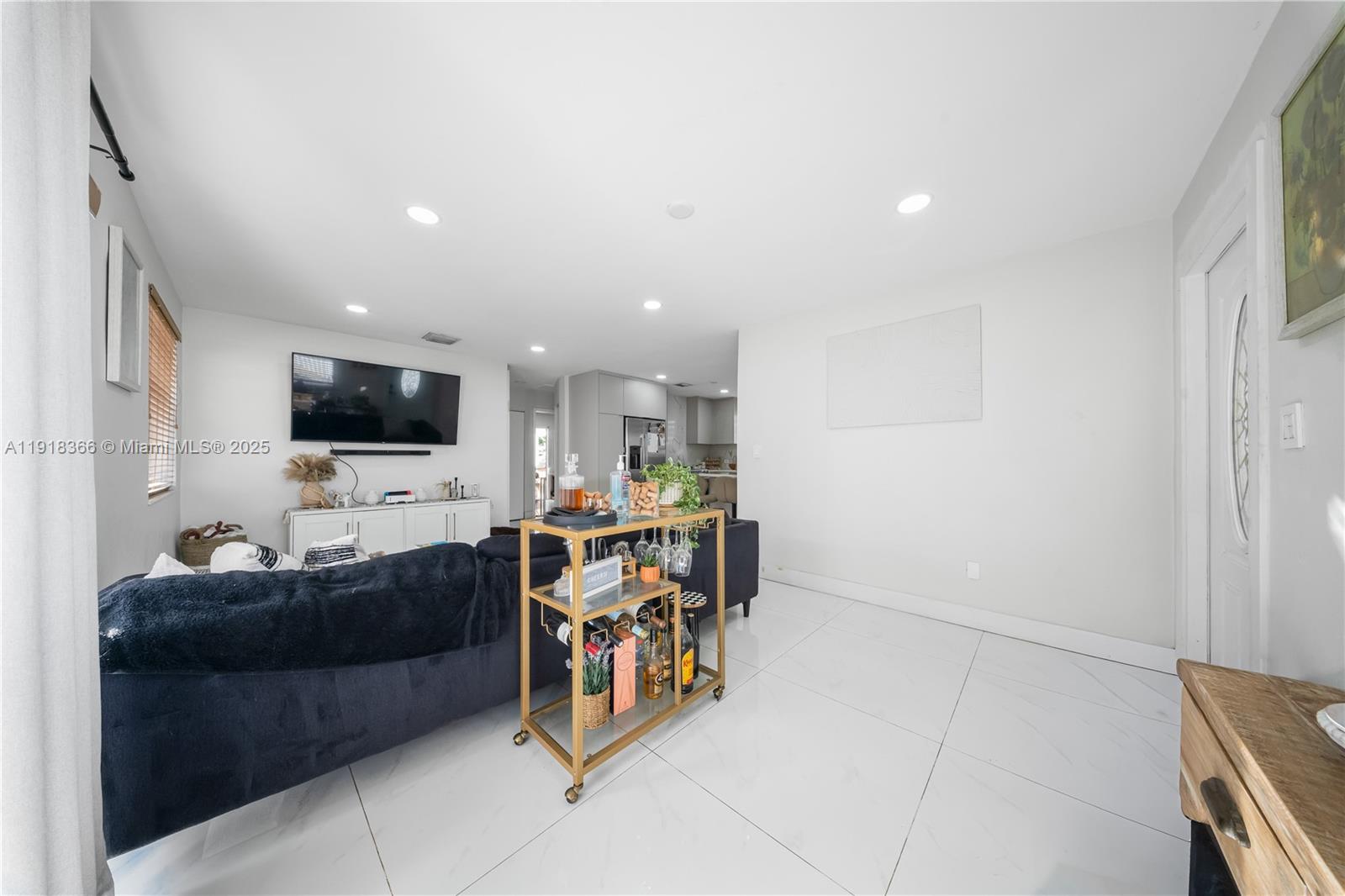 HIALEAH 2ND STUDIO ADDN - Residential