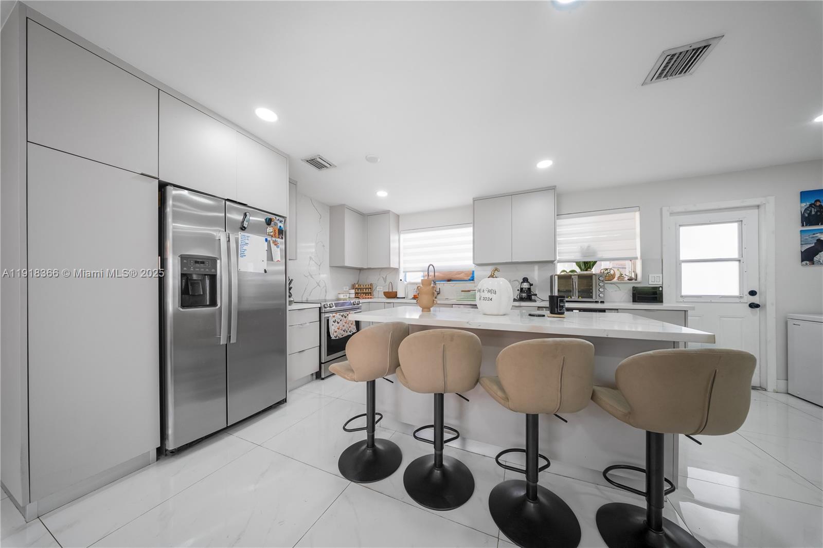 HIALEAH 2ND STUDIO ADDN - Residential