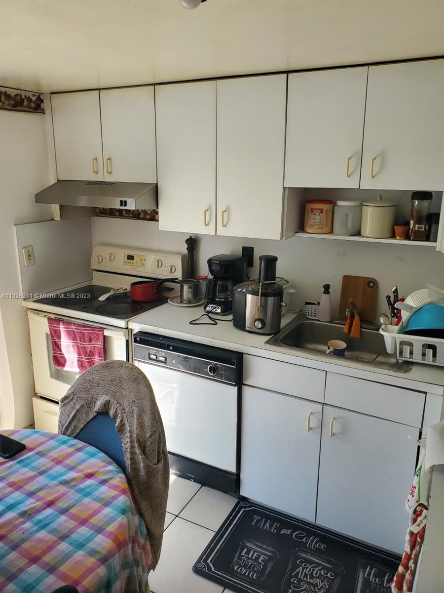 Photo 6 of 22 of listing ae2f7999-6e18-4c0f-b46f-2ce38e9d0826 condo