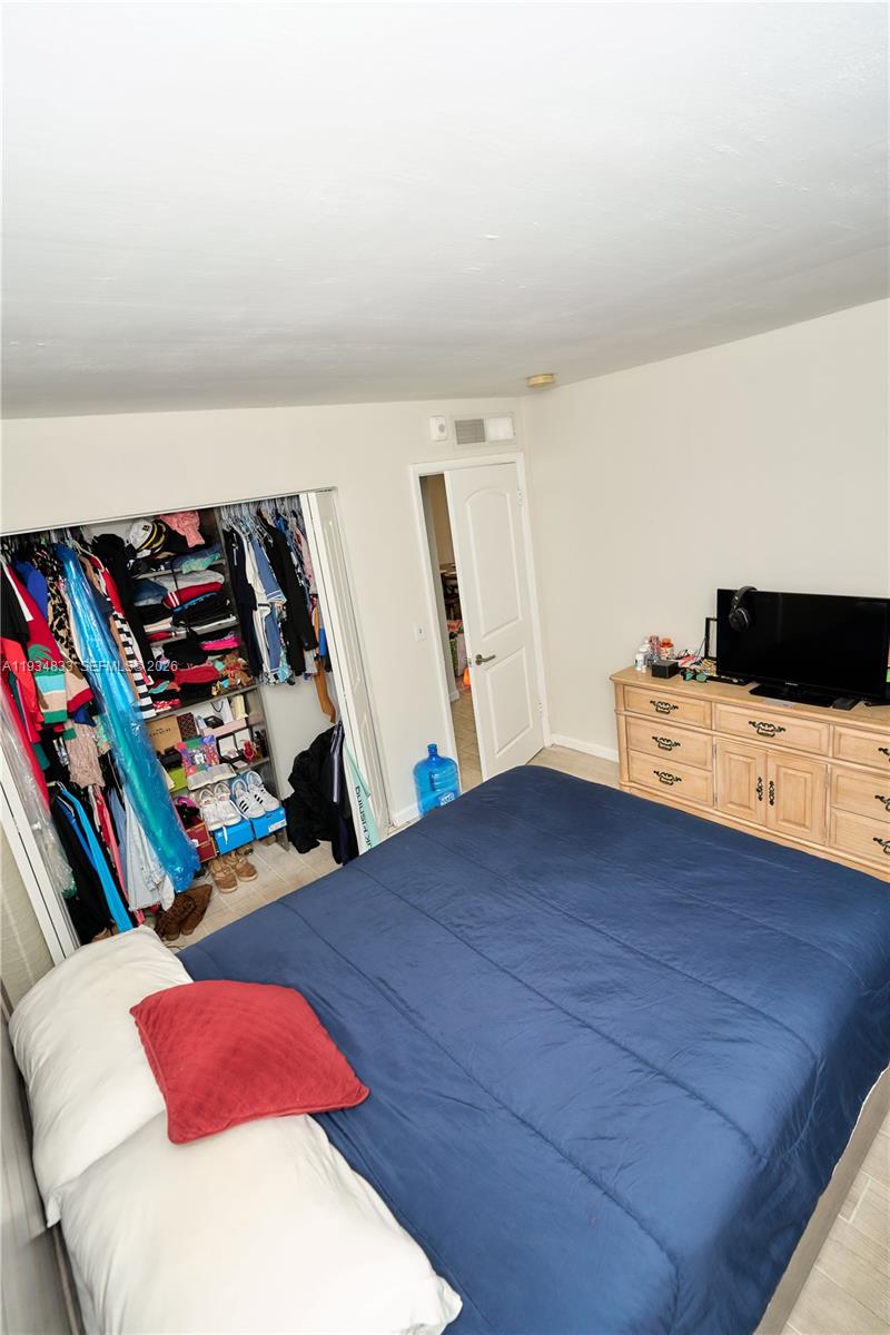 SAGA BAY GARDENS CONDO - Residential