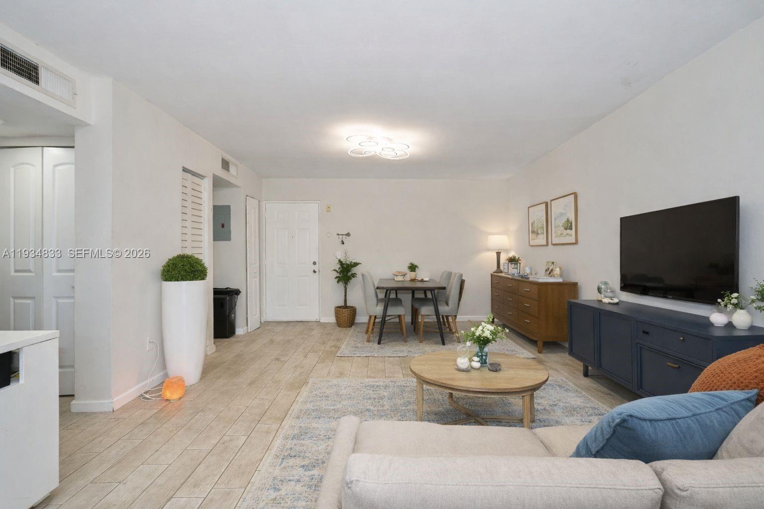 SAGA BAY GARDENS CONDO - Residential