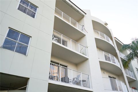 8240 SW 210th St 207 Cutler Bay FL 33189