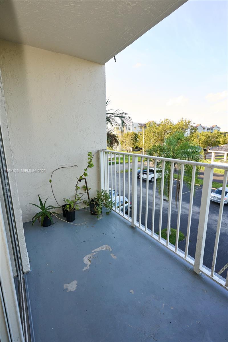 SAGA BAY GARDENS CONDO - Residential