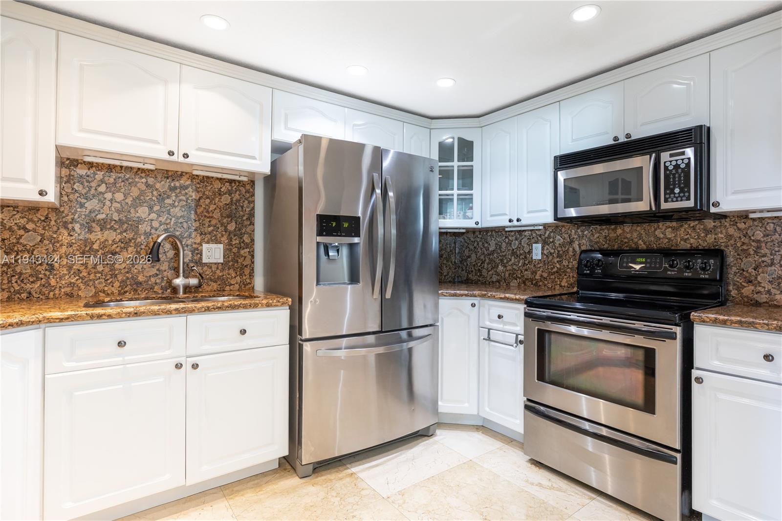 ARLEN HOUSE EAST CONDO - Residential