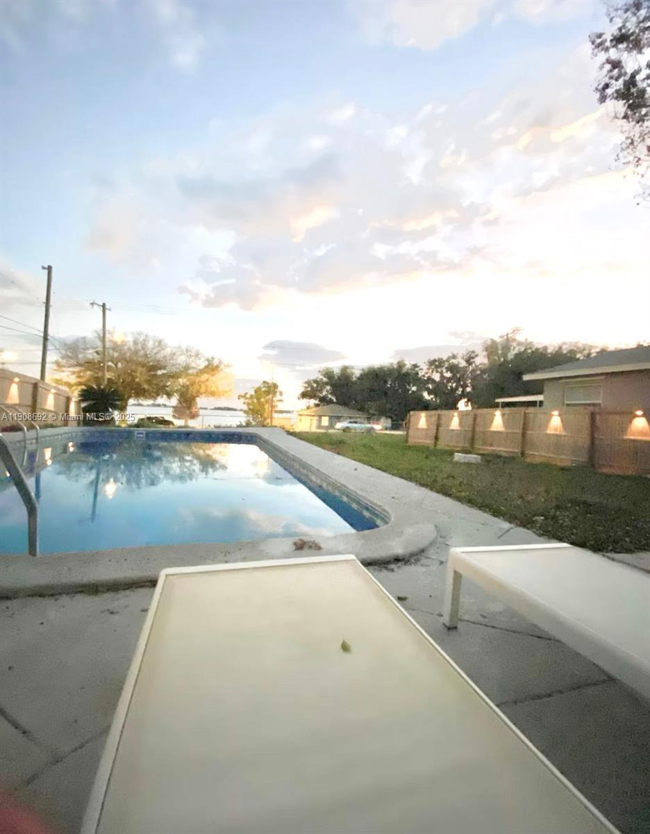 MAEBERT SUB - Residential