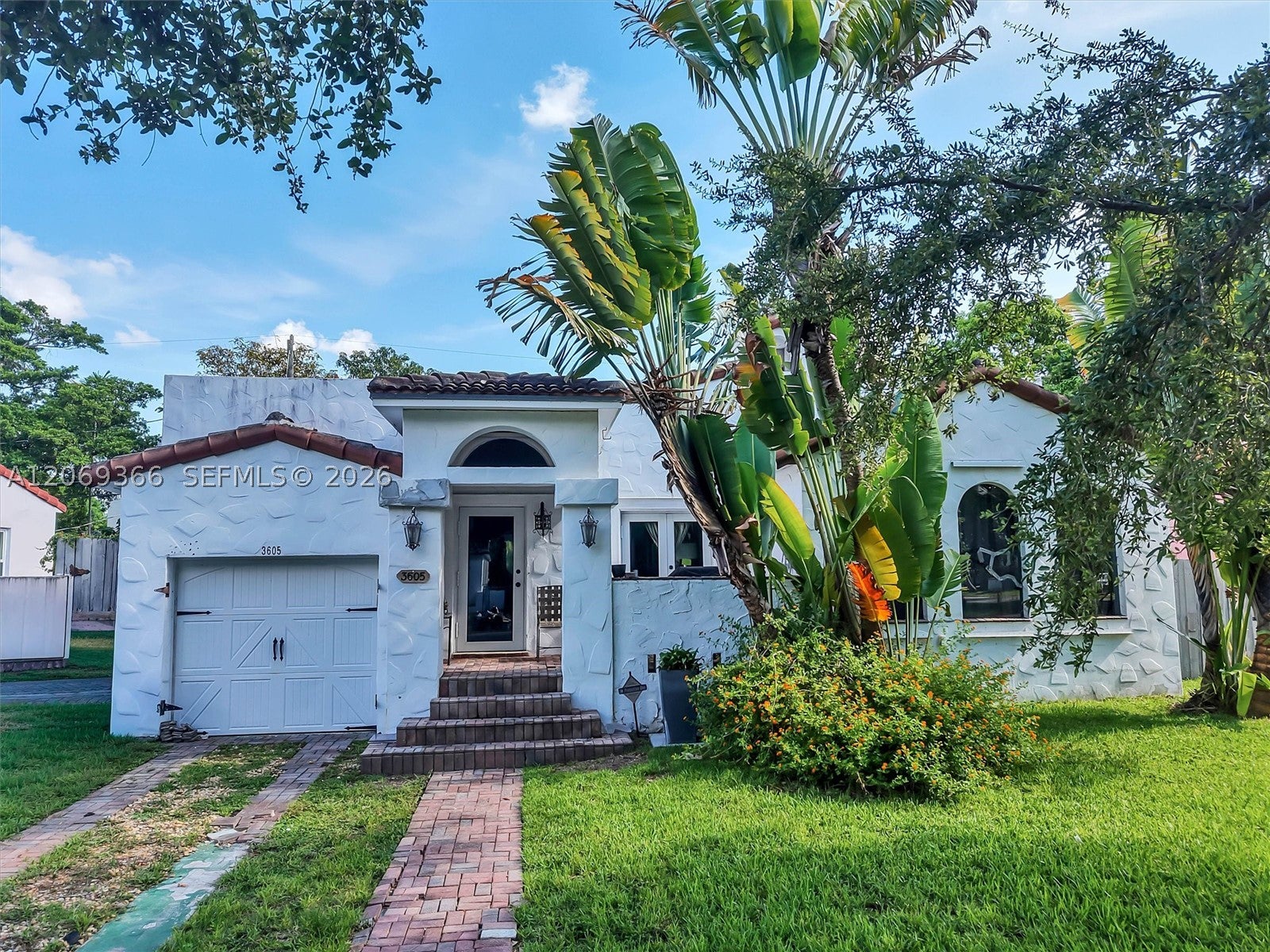 3605 SW 18th Ter