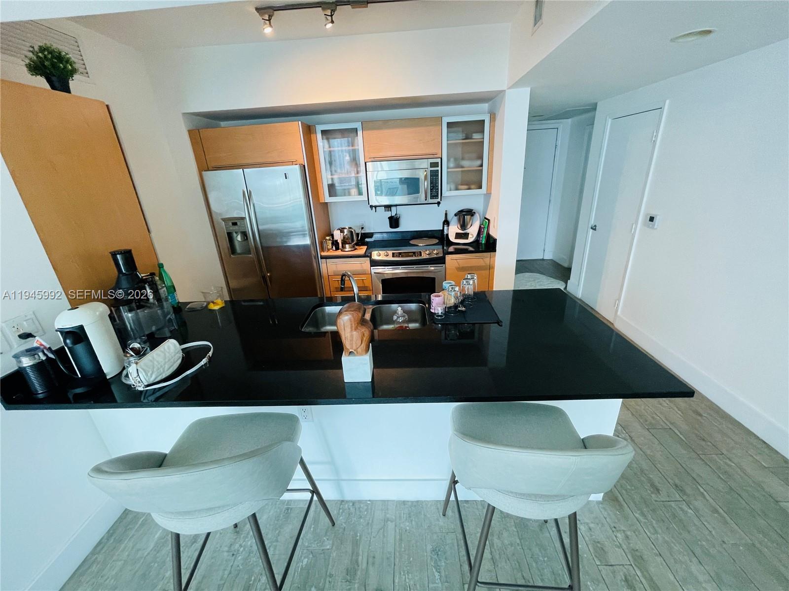 THE PLAZA 901 BRICKELL CO - Residential