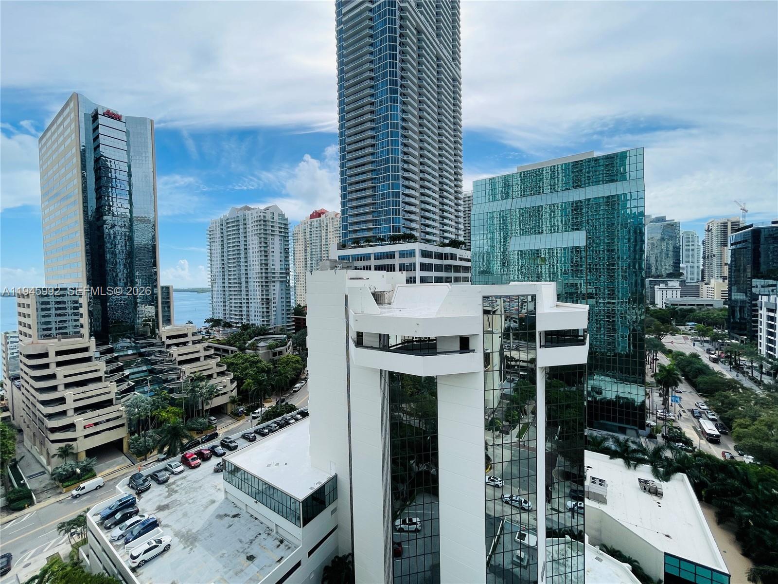 THE PLAZA 901 BRICKELL CO - Residential